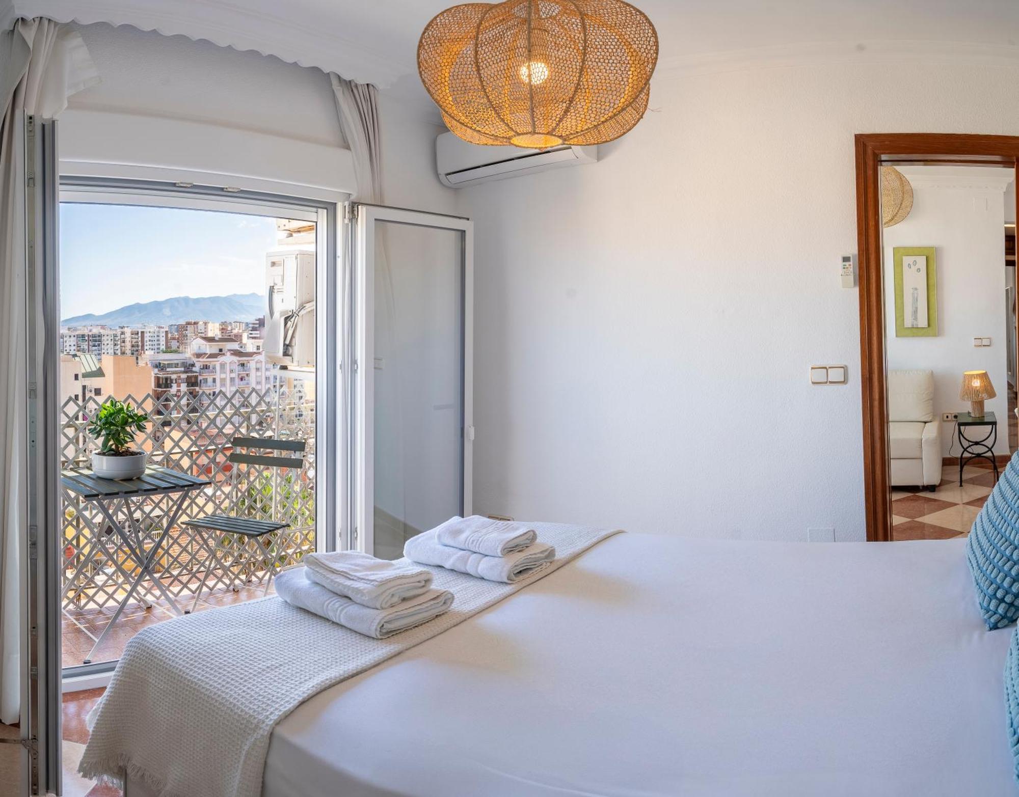 Malaga Center Flat Hospitality Daire Dış mekan fotoğraf